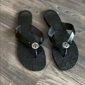 Tory Burch black leather sandals flip flops size 8